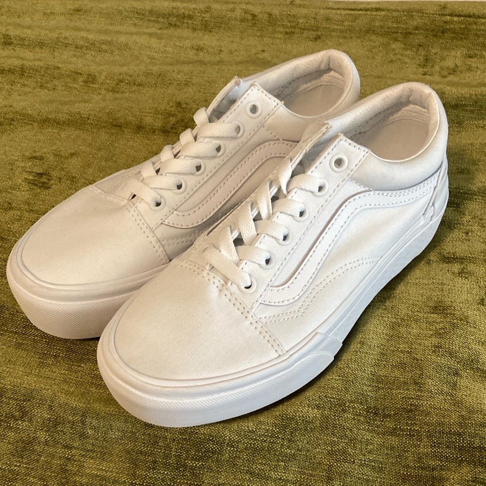 NWOT Vans Old Skool Stacked Size 7